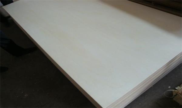 Bleached poplar plywood
